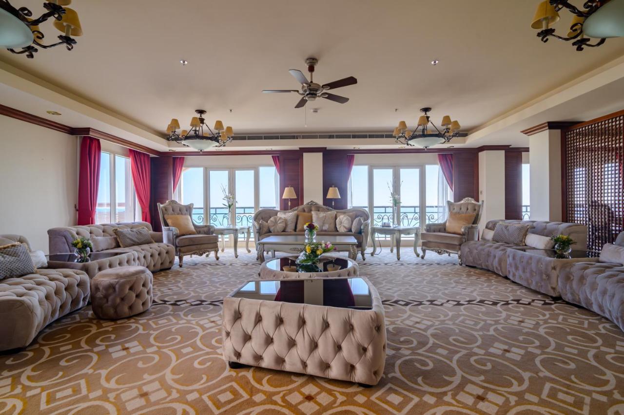 Danat Jebel Dhanna Resort Buitenkant foto Presidential Suite