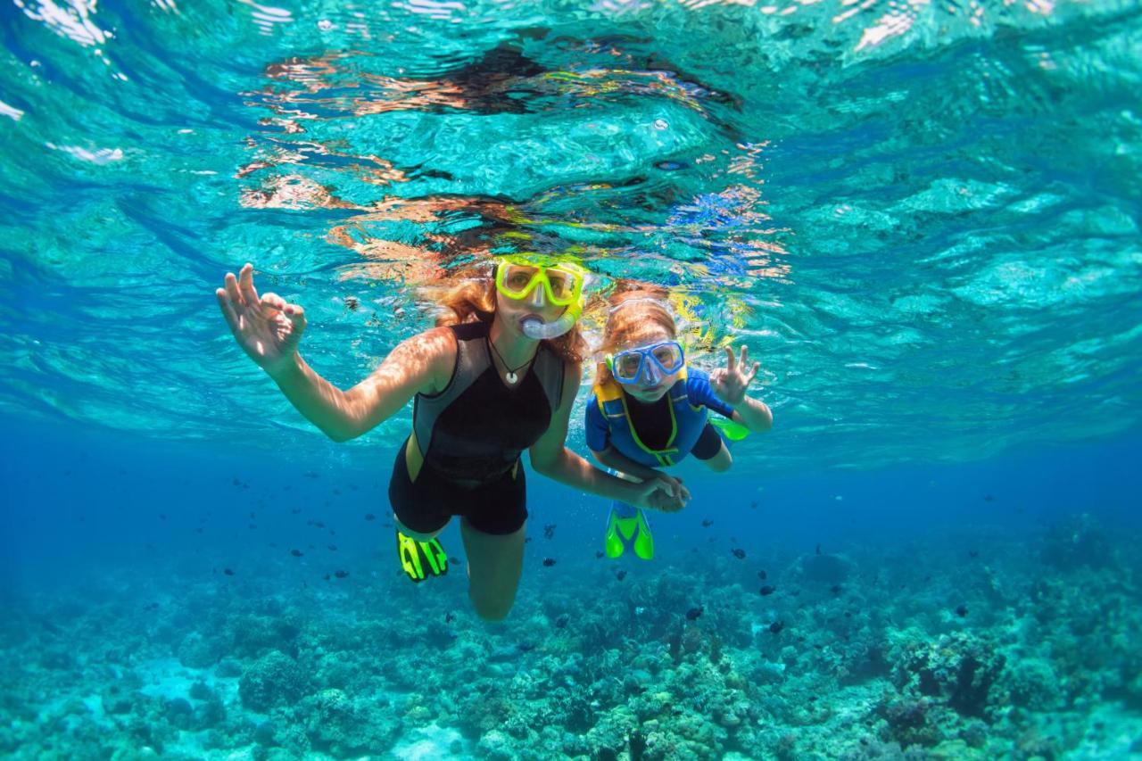 Danat Jebel Dhanna Resort Buitenkant foto Snorkeling in the Maldives