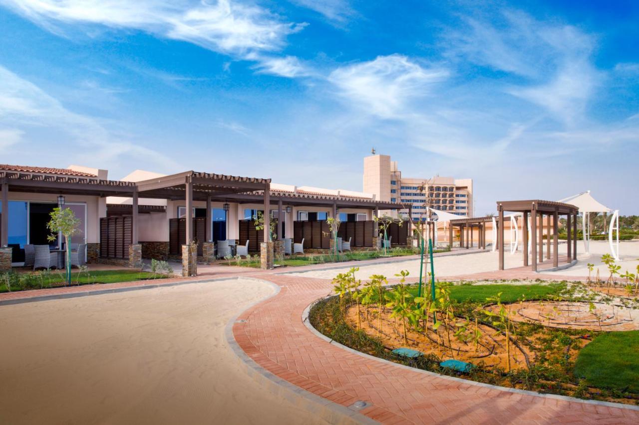 Danat Jebel Dhanna Resort Buitenkant foto Al-Qatif University