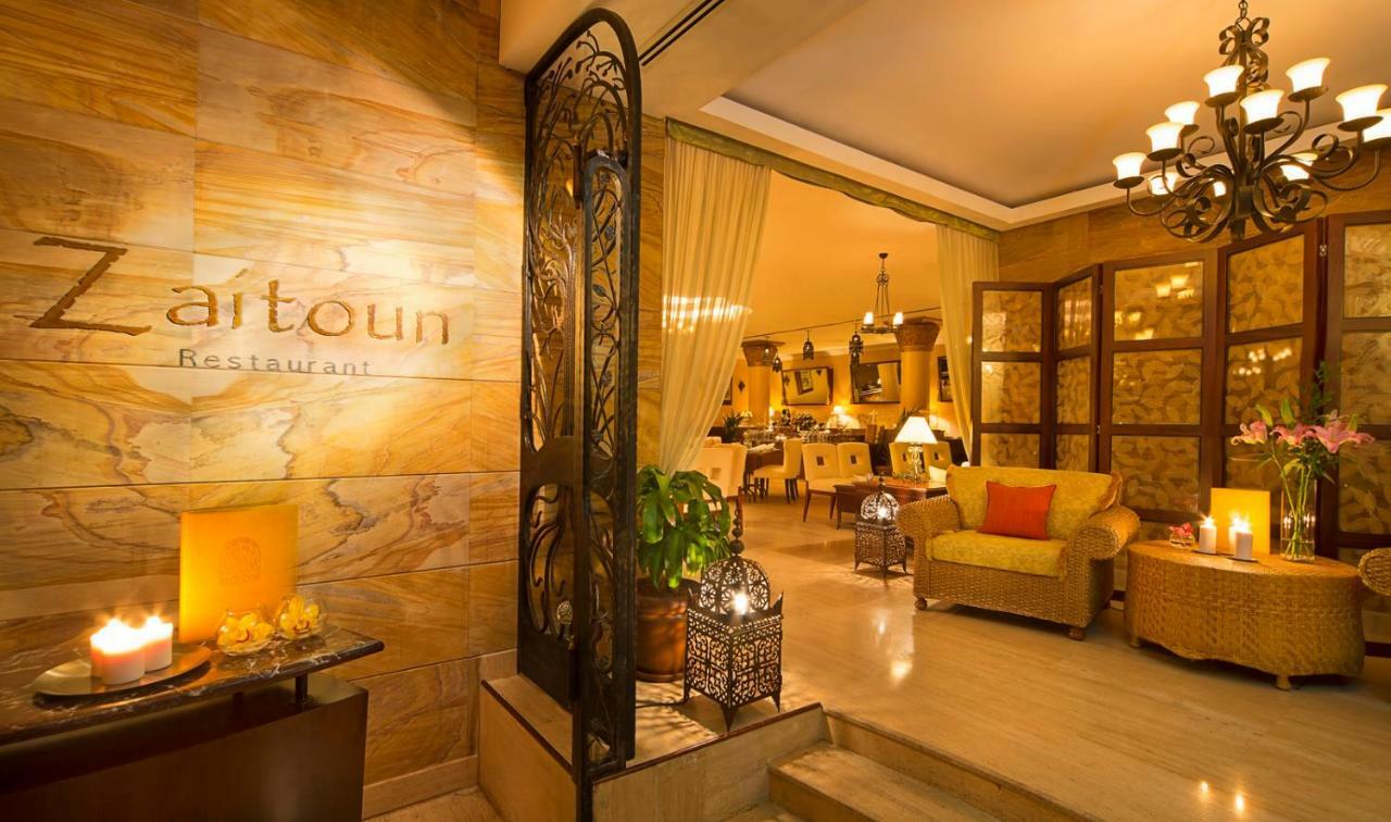 Danat Jebel Dhanna Resort Buitenkant foto Restaurant at Four Seasons Hotel, Cairo